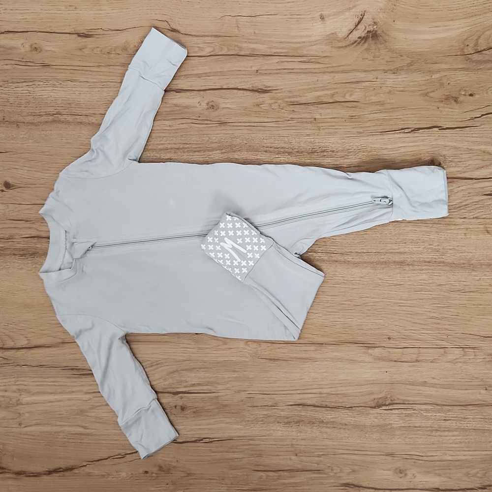Willow+Co 0-3 months Zippered Romper in Dusty Blue